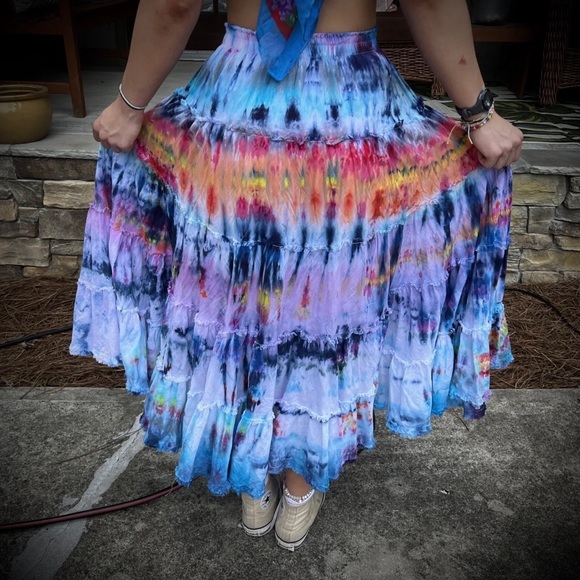 Custom Tie Dye skirt maxi skirt. Size Small-Large (single size) (elastic waist) - Picture 2 of 3